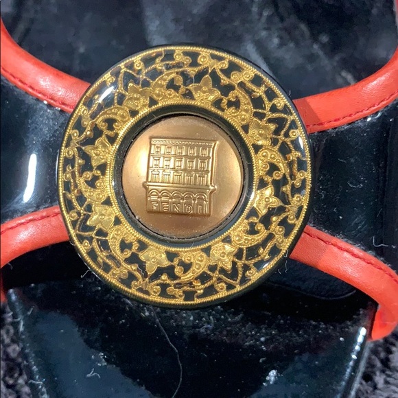 Fend open toe pump - Picture 2 of 4